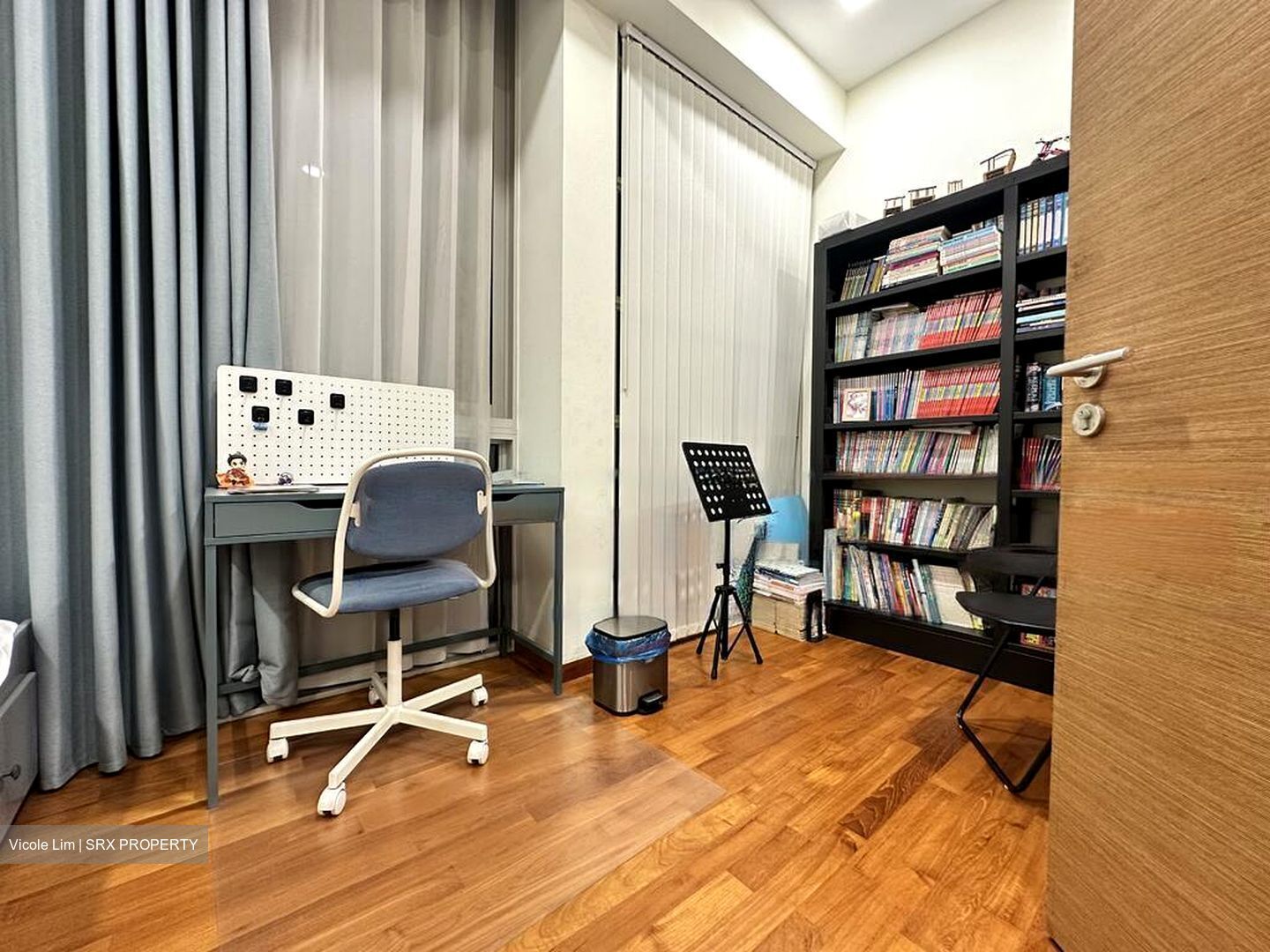 The Top Residence (D19), Terrace #479900651